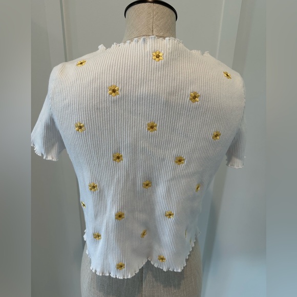 LA Hearts DaiseyTie-Front Crop Top - Picture 4 of 8